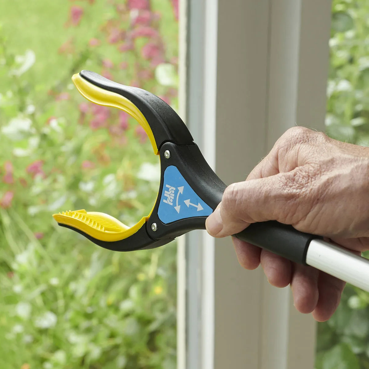 someone holding the grip reacher